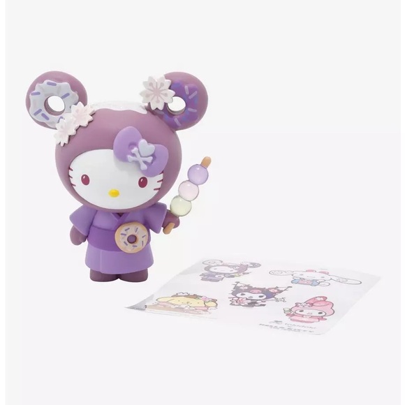 Tokidoki Hello Kitty and Friends Cherry Blossom Figure NWT - Picture 5 of 5